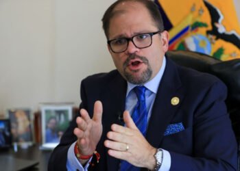 Ministro de Ecuador asegura que colaborará con EE.UU. en investigaciones sobre Alex Saab