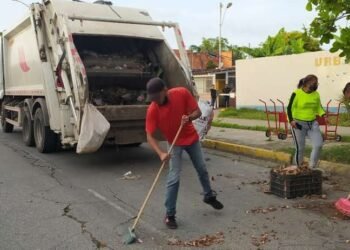 Adultos mayores denuncian agresiones de choferes que incumplen exoneración de pasaje en Aragua