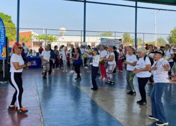 Con diversas actividades recreativas celebraron el Día del Adulto Mayor en Barcelona
