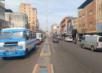 Denuncian anarquía en servicio de transporte en Puerto La Cruz