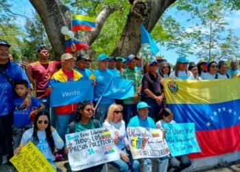 Decenas de anaquenses se unieron a la Gran Marcha Unitaria