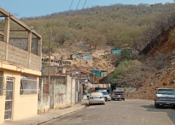 Nueva falla mantiene sin agua a dos sectores porteños