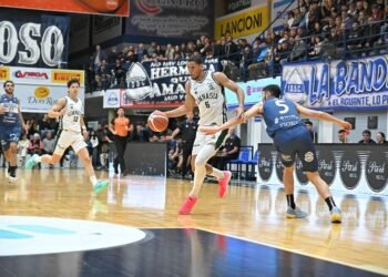 Cisneros le da ventaja a Gimnasia de Comodoro en semifinales y se va a Caballito con la escoba en la mano