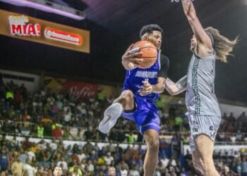 Marinos neutralizó a Spartans y quedó a un paso de las semifinales