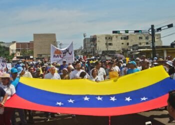 Sindicatos expresaron su rechazo al aumento anunciado por el gobierno nacional