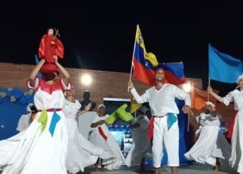 Con la participación de 10 escuelas, se celebró el Día de la Danza en el municipio Mejía