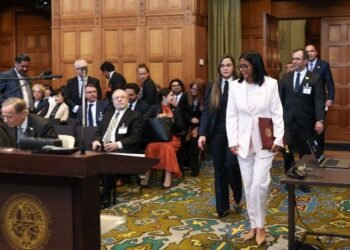 Delcy Rodríguez hace un llamado al diálogo bilateral ante controversia sobre la Guayana Esequiba