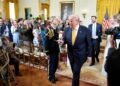 Donald Trump: En Venezuela bailan "en las calles" por los ingresos del petróleo