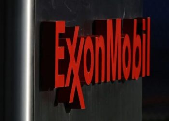 ExxonMobil inicia negociaciones para extraer petróleo de Venezuela