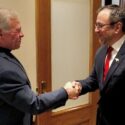 Canciller de Venezuela visita Jordania para cooperación y se reúne con el Rey Abdalá II