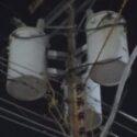 Vecinos de La Caraqueña denuncian fallas eléctricas tras explosión de transformador