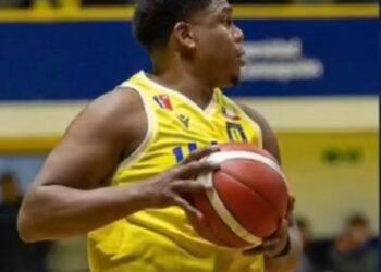 Carlos Milano iguala a Heissler Guillent como los venezolanos con más títulos en clubes