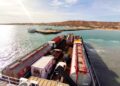 Habitantes de la isla de Coche reciben atención tras quejas por falta de servicios públicos