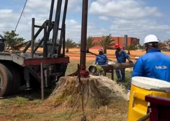 Reactivan acuífero del campo San Remo en El Tigre tras reponer cables hurtados