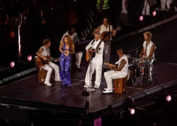 Shakira hizo historia en Copacabana con dos millones de asistentes