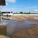 Usuarios: "Buses no entran al terminal de Anaco porque está lleno de huecos" (+Fotos)
