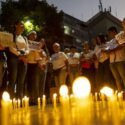 Venezolanos responden al llamado de Machado y exigen la liberación de los presos políticos