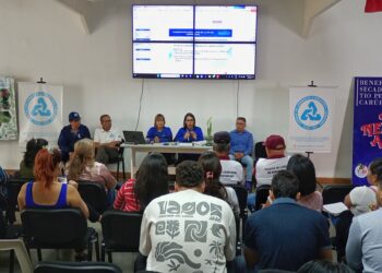 Sabates dictó taller sobre el alcance del timbre fiscal en la Cámara de Comercio de Carúpano