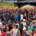 Ministro Héctor Silva se reunió con mineros de Las Claritas para abordar seguridad tras operativo militar