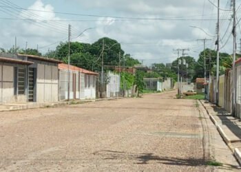 Restablecen servicio de agua por tuberías en sectores de Cantaura