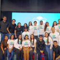 Unos 400 participantes recibieron sus kits para la carrera "¿Y si corremos?" de la iglesia Casa de Dios Betel