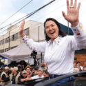 Fujimori vuelve a situarse por delante de Sánchez en la recta final del escrutinio en Perú