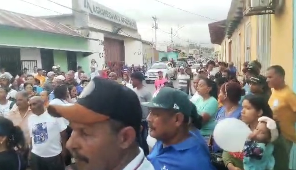 AD en Resistencia Seccional Carúpano realizó masiva asamblea en la población de Irapa