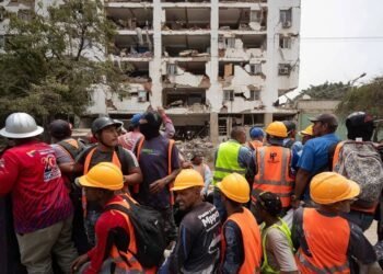 Machado envía mensaje de apoyo y pide organización ante crisis en Venezuela