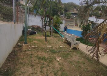 Representantes solicitan limpieza en colegio de Bello Monte