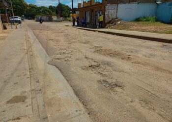 Gobierno anuncia plan para rehabilitar calle La Bomba de El Tigre