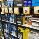 Terremotos impulsan la compra de artículos de emergencia en comercios de Cumaná
