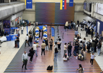 Venezuela coordina fechas para visita de la Administración Federal de Aviación de EE.UU.