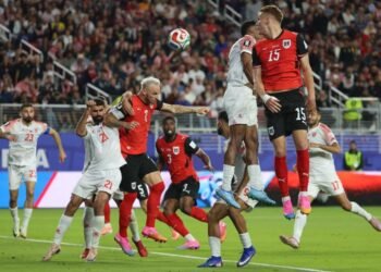 Austria sufre lo indecible para doblegar a la debutante Jordania