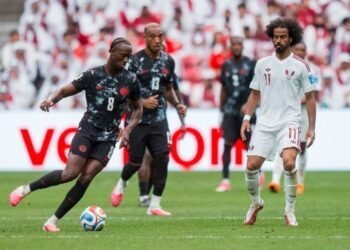 Canadá logra ante Catar su primera victoria mundialista y lamenta lesión de Koné