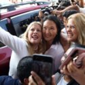 Fujimori amplía a 43.000 votos ventaja sobre Sánchez, que participará en protesta en Perú