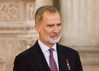 Rey Felipe VI envía un "gran abrazo" a Venezuela y confirma el despliegue de la UME tras el sismo
