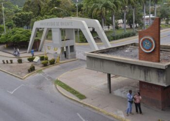 Estudiantes de la ECA de la UDO Anzoátegui rechazan resolución que condena solicitud de donaciones