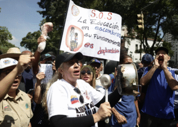 Sindicalistas convocan nuevas movilizaciones para el 3 de julio