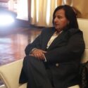 El dilema entre una reforma judicial politizada y otra tutelada desde EE.UU. pone en jaque al Ejecutivo