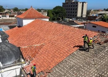 Inician impermeabilización del techo de la Catedral de Barcelona para corregir fallas estructurales (+Fotos)