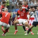 Messi agranda su leyenda y Argentina reserva plaza en dieciseisavos, tras derrotar 2-0 a Austria