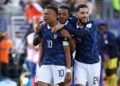 Dos goles de Mbappé lideran la victoria 3-1 de Francia ante Senegal