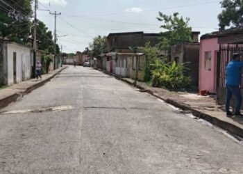 Vecinos de Playa Grande pidieron regularizar el abastecimiento de agua por tubería