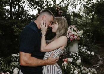 Taylor Swift y Travis Kelce planean casarse en el centro de Nueva York, según TMZ