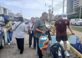 Sinvema: hay muchos docentes trabajando en los centros de acopio que se han habilitado (+Fotos)