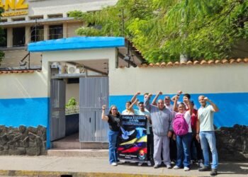 Trabajadores se concentraron en Saludanz para exigir respeto a sus derechos