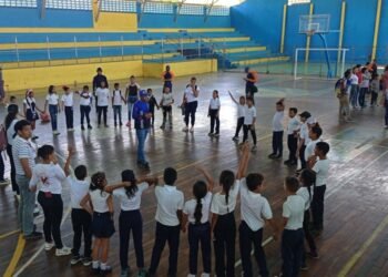 Vocero magisterial de Sucre pidió que se cumplan acuerdos alcanzados en el ministerio de Educación