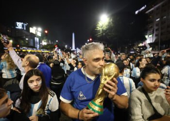 Argentinos agotan vuelos para viajar a la final ante España del Mundial 2026