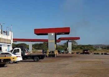 Usuarios reportan que E/S La Ceiba, en Freites, fue dolarizada