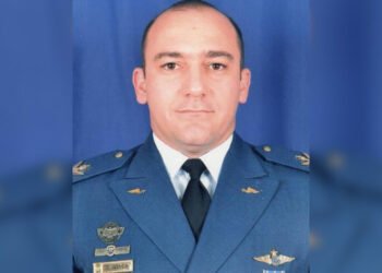 Excarcelan al mayor Adrián De Gouveia luego de perder a tres familiares por los terremotos